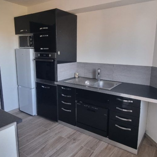  IMMOBILIERE ARTHUR : Appartement | VENTABREN (13122) | 60 m2 | 1 340 &euro; 