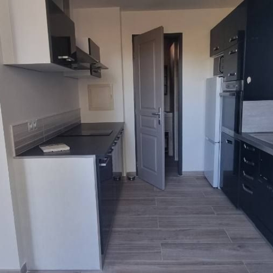  IMMOBILIERE ARTHUR : Appartement | VENTABREN (13122) | 60 m2 | 1 340 &euro; 