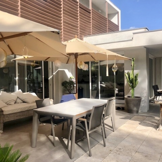 IMMOBILIERE ARTHUR : Maison / Villa | MARSEILLE (13011) | 161 m2 | 3 200 &euro; 