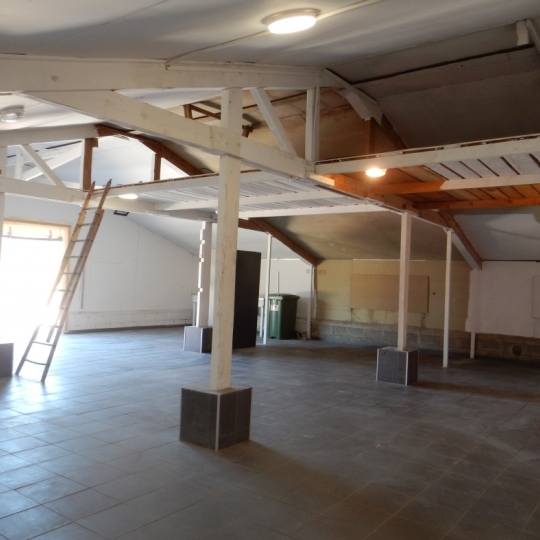  AGENCE N'DANIK : Autres | EGUILLES (13510) | 140 m2 | 1 130 &euro; 