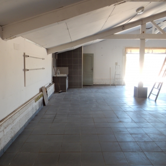  AGENCE N'DANIK : Autres | EGUILLES (13510) | 140 m2 | 1 130 &euro; 