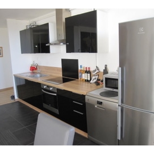  IMMOBILIERE ARTHUR : Apartment | MARSEILLE (13013) | 63 m2 | 920 € 