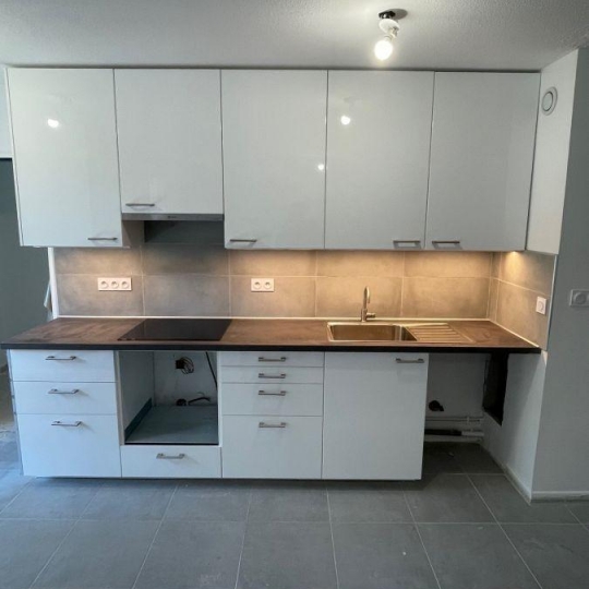  IMMOBILIERE ARTHUR : Appartement | MARSEILLE (13012) | 76 m2 | 1 120 € 