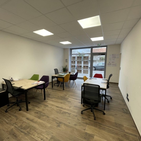  IMMOBILIERE ARTHUR : Office | MARSEILLE (13012) | 70 m2 | 1 000 € 