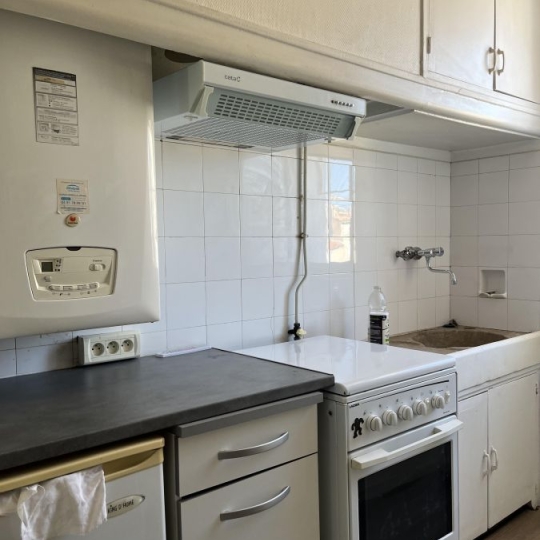  IMMOBILIERE ARTHUR : Appartement | MARSEILLE (13005) | 33 m2 | 560 &euro; 