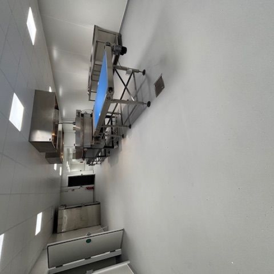  IMMOBILIERE ARTHUR : Autres | VENELLES (13770) | 800 m2 | 7 000 € 
