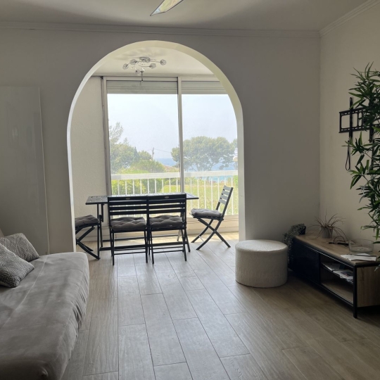  IMMOBILIERE ARTHUR : Appartement | LA CIOTAT (13600) | 29 m2 | 880 € 