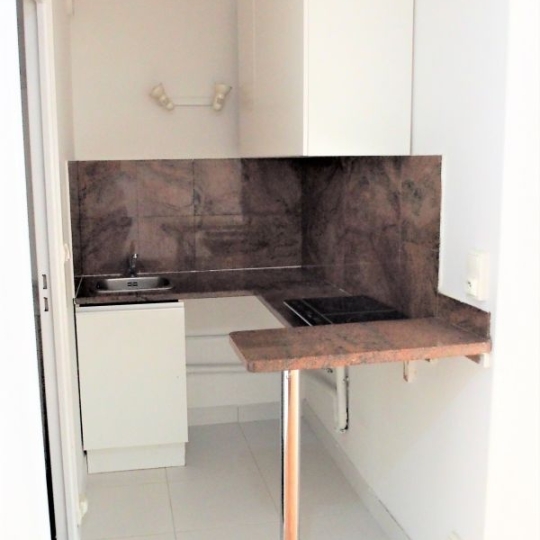  IMMOBILIERE ARTHUR : Appartement | MARSEILLE (13006) | 32 m2 | 600 &euro; 