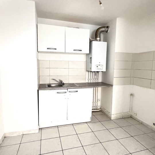  IMMOBILIERE ARTHUR : Appartement | MARSEILLE (13008) | 45 m2 | 775 &euro; 