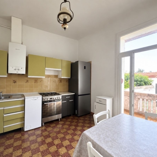  AGENCE N'DANIK : Maison / Villa | MARSEILLE (13012) | 65 m2 | 1 200 &euro; 