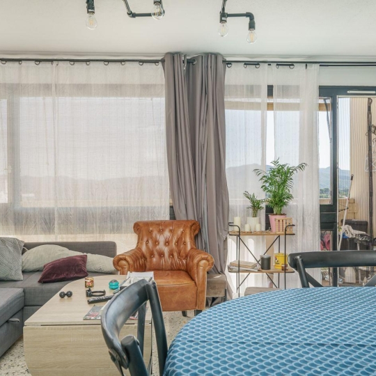  IMMOBILIERE ARTHUR : Apartment | MARSEILLE (13013) | 71 m2 | 100 000 € 