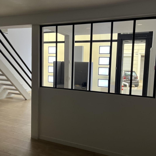  IMMOBILIERE ARTHUR : Office | MARSEILLE (13007) | 52 m2 | 215 000 € 