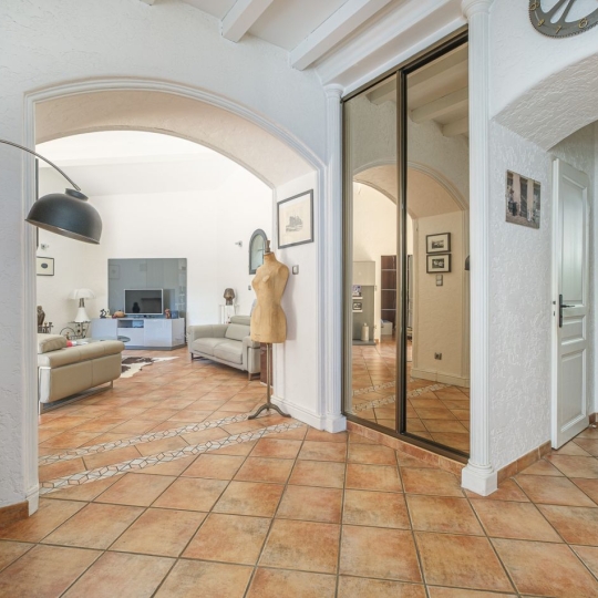  IMMOBILIERE ARTHUR : Maison / Villa | MARSEILLE (13012) | 200 m2 | 895 000 &euro; 