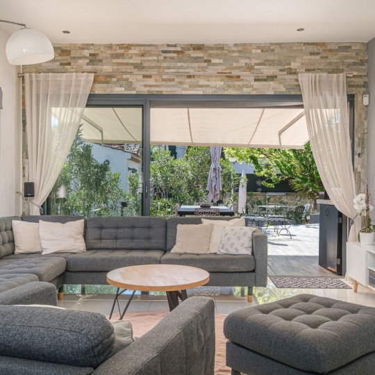  IMMOBILIERE ARTHUR : Maison / Villa | MARSEILLE (13012) | 200 m2 | 895 000 &euro; 