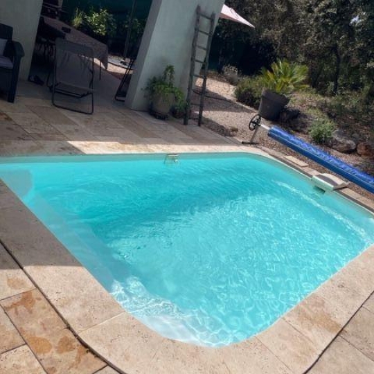  IMMOBILIERE ARTHUR : Maison / Villa | MARSEILLE (13011) | 135 m2 | 2 600 € 
