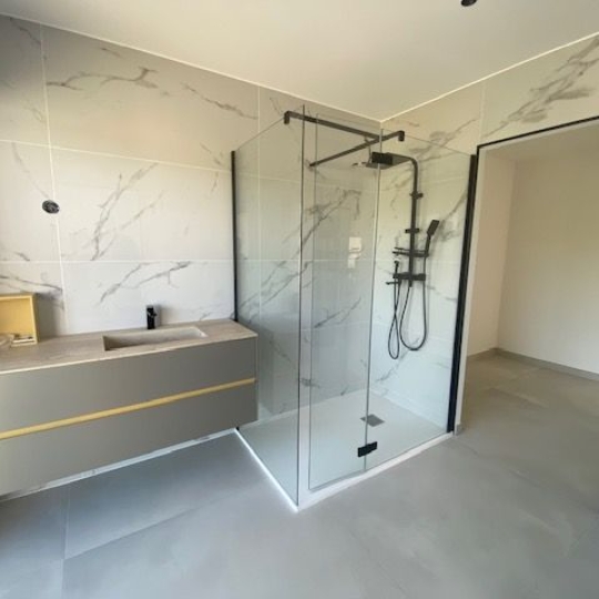  IMMOBILIERE ARTHUR : House | ALLAUCH (13190) | 170 m2 | 3 800 € 