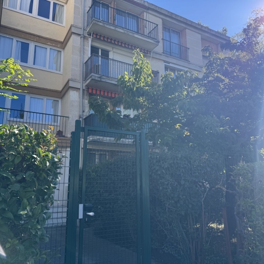 IMMOBILIERE ARTHUR : Appartement | MARSEILLE (13009) | 77.48m2 | 1 190 € 