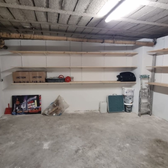  IMMOBILIERE ARTHUR : Garage / Parking | MARSEILLE (13012) | 38 m2 | 350 € 