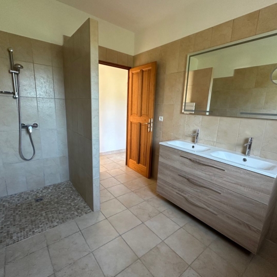  IMMOBILIERE ARTHUR : Maison / Villa | MARSEILLE (13013) | 109 m2 | 2 100 € 