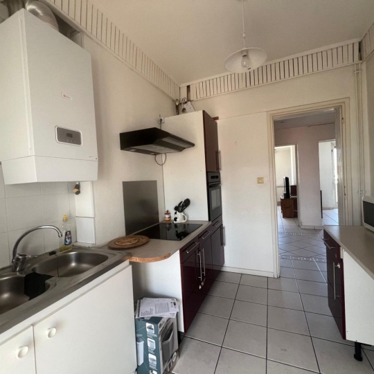  IMMOBILIERE ARTHUR : Appartement | MARSEILLE (13004) | 60 m2 | 800 &euro; 