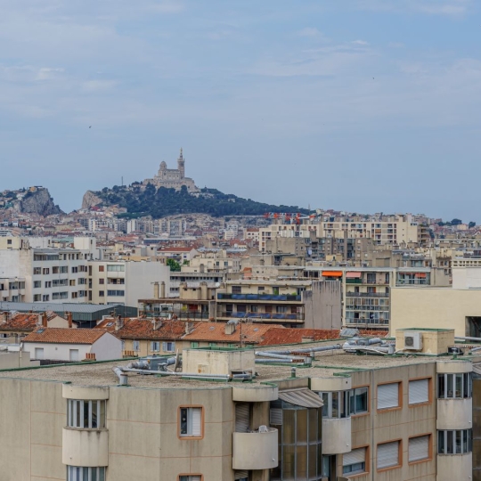  IMMOBILIERE ARTHUR : Appartement | MARSEILLE (13005) | 63 m2 | 239 000 € 