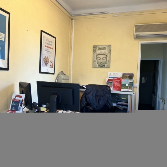  IMMOBILIERE ARTHUR : Local / Bureau | PLAN-DE-CUQUES (13380) | 57 m2 | 179 000 € 