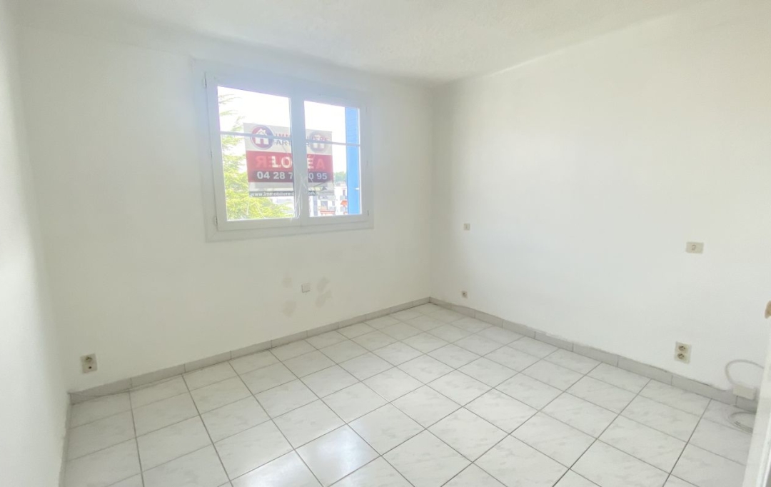 IMMOBILIERE ARTHUR : Appartement | MARSEILLE (13012) | 66 m2 | 875 € 