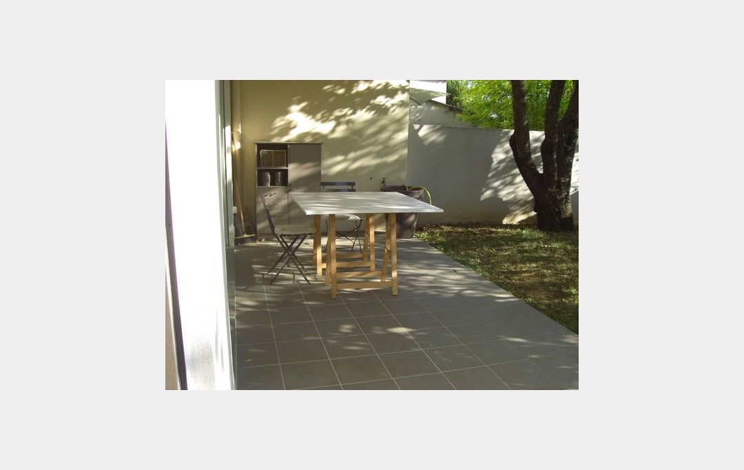 IMMOBILIERE ARTHUR : Maison / Villa | MARSEILLE (13012) | 110 m2 | 2 000 € 