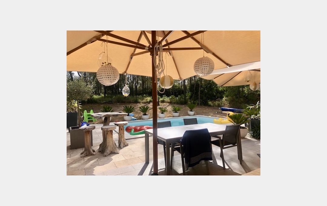 IMMOBILIERE ARTHUR : Maison / Villa | MARSEILLE (13011) | 161 m2 | 3 200 &euro; 