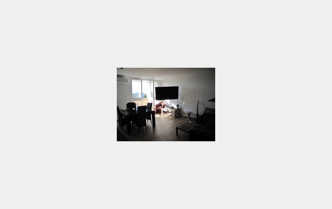 IMMOBILIERE ARTHUR : Apartment | MARSEILLE (13013) | 63 m2 | 920 € 