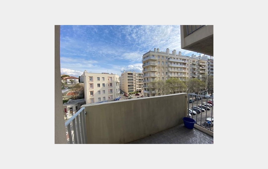 IMMOBILIERE ARTHUR : Appartement | MARSEILLE (13005) | 18 m2 | 480 € 