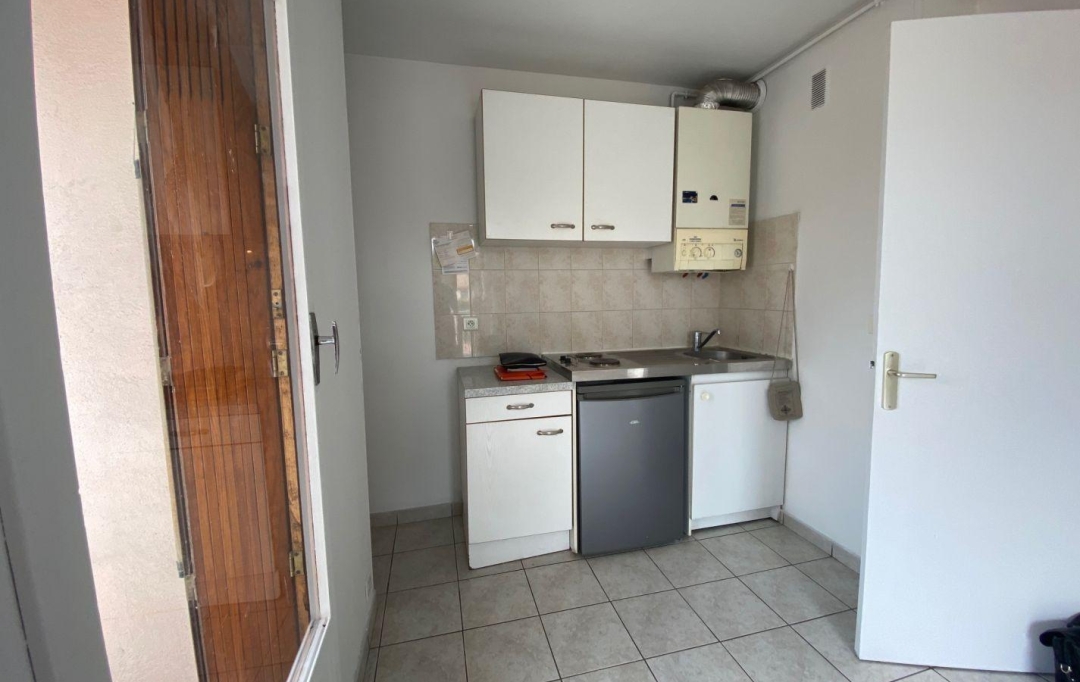 IMMOBILIERE ARTHUR : Appartement | MARSEILLE (13013) | 26 m2 | 525 € 