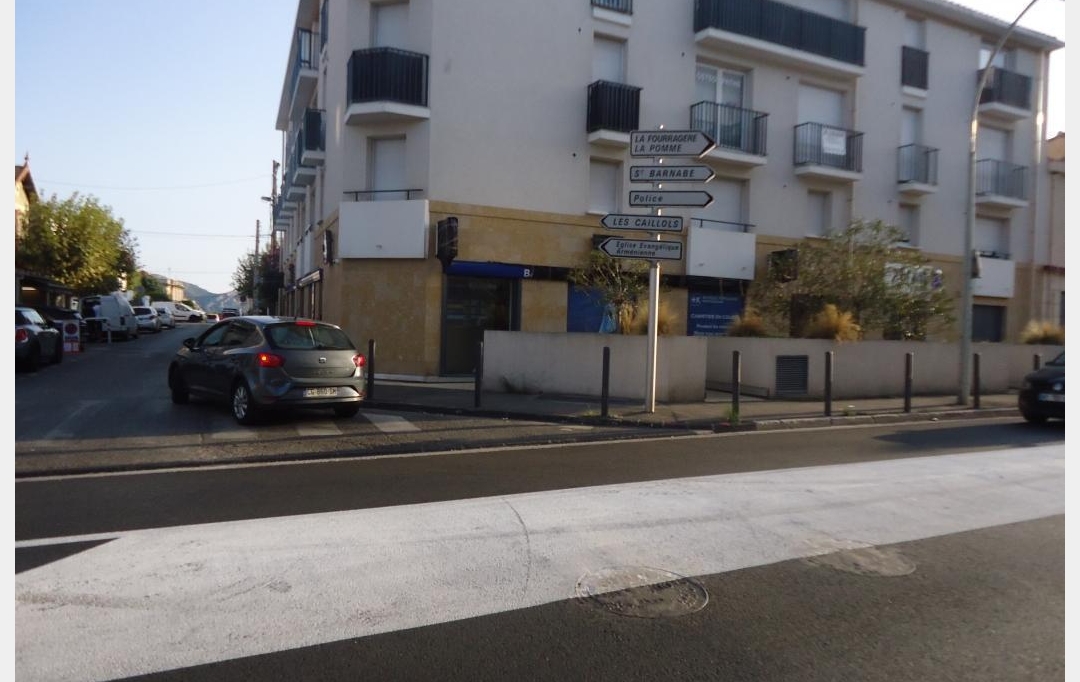 IMMOBILIERE ARTHUR : Local / Bureau | MARSEILLE (13012) | 12 m2 | 580 € 