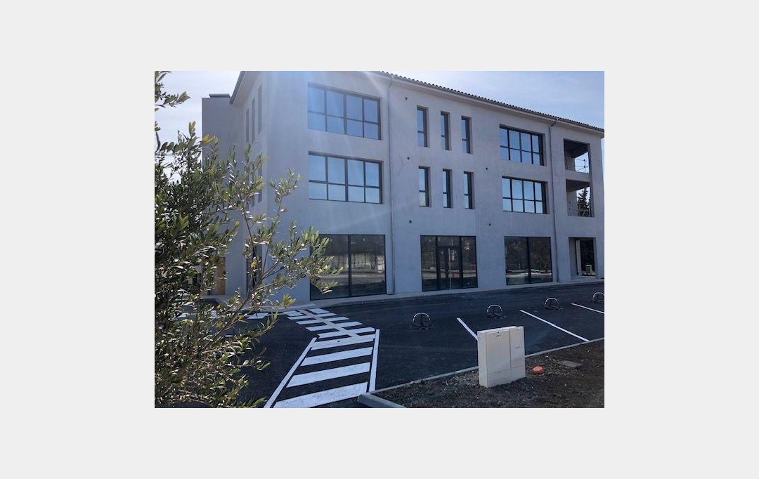 IMMOBILIERE ARTHUR : Autres | AUBAGNE (13400) | 270 m2 | 5 078 € 