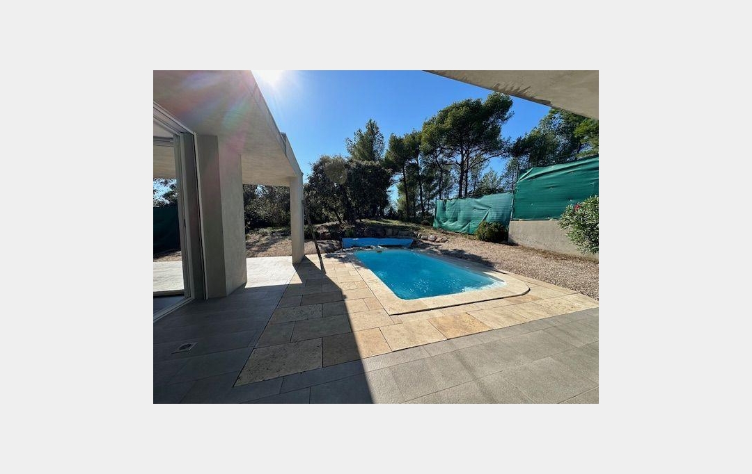 IMMOBILIERE ARTHUR : Maison / Villa | MARSEILLE (13011) | 135 m2 | 2 800 € 