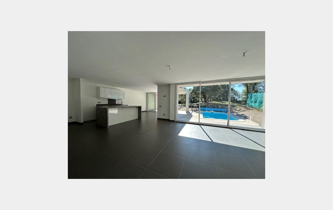 IMMOBILIERE ARTHUR : Maison / Villa | MARSEILLE (13011) | 135 m2 | 2 800 € 