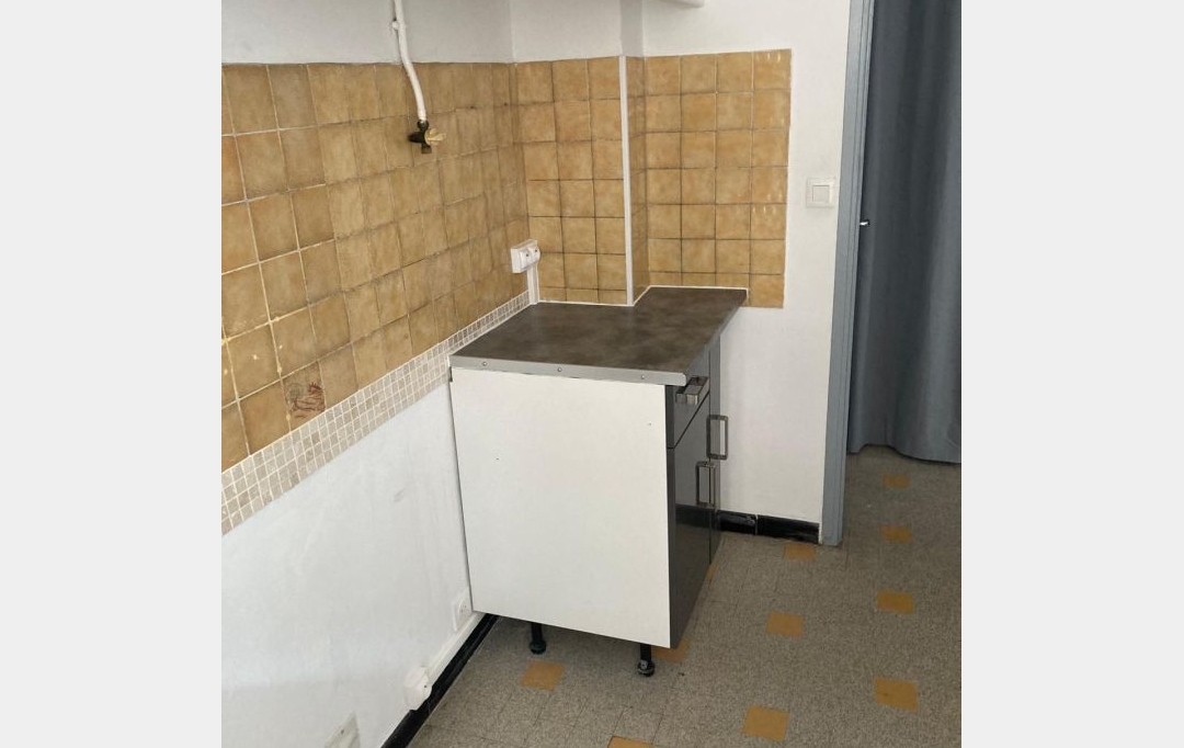 IMMOBILIERE ARTHUR : Apartment | MARSEILLE (13013) | 36 m2 | 670 € 