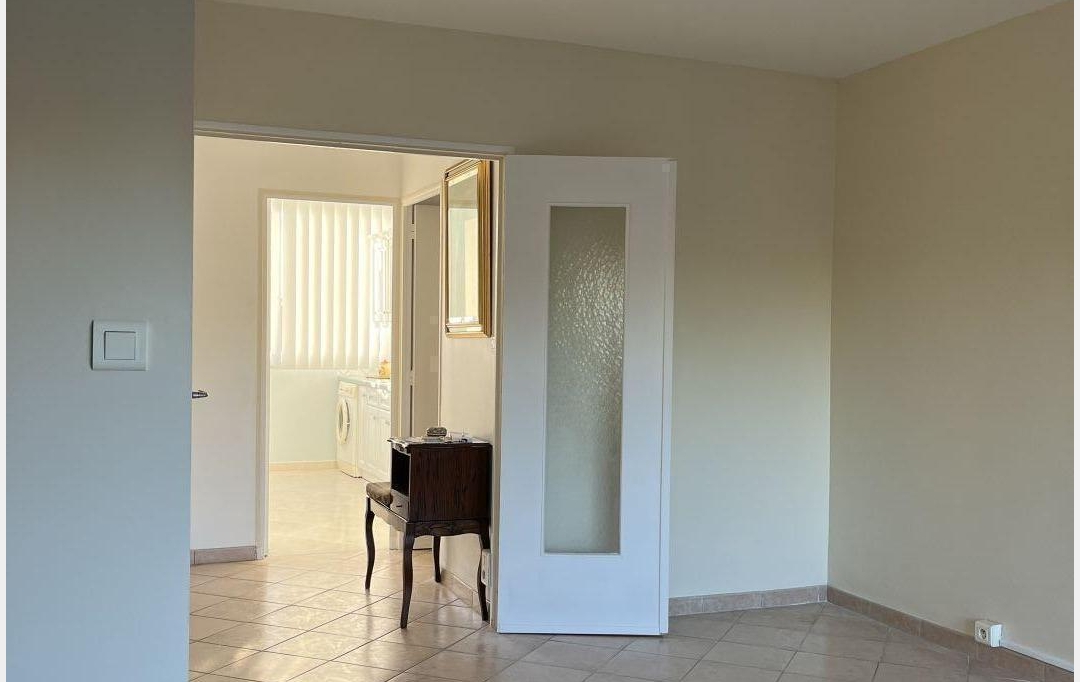 IMMOBILIERE ARTHUR : Appartement | MARSEILLE (13012) | 71 m2 | 990 € 