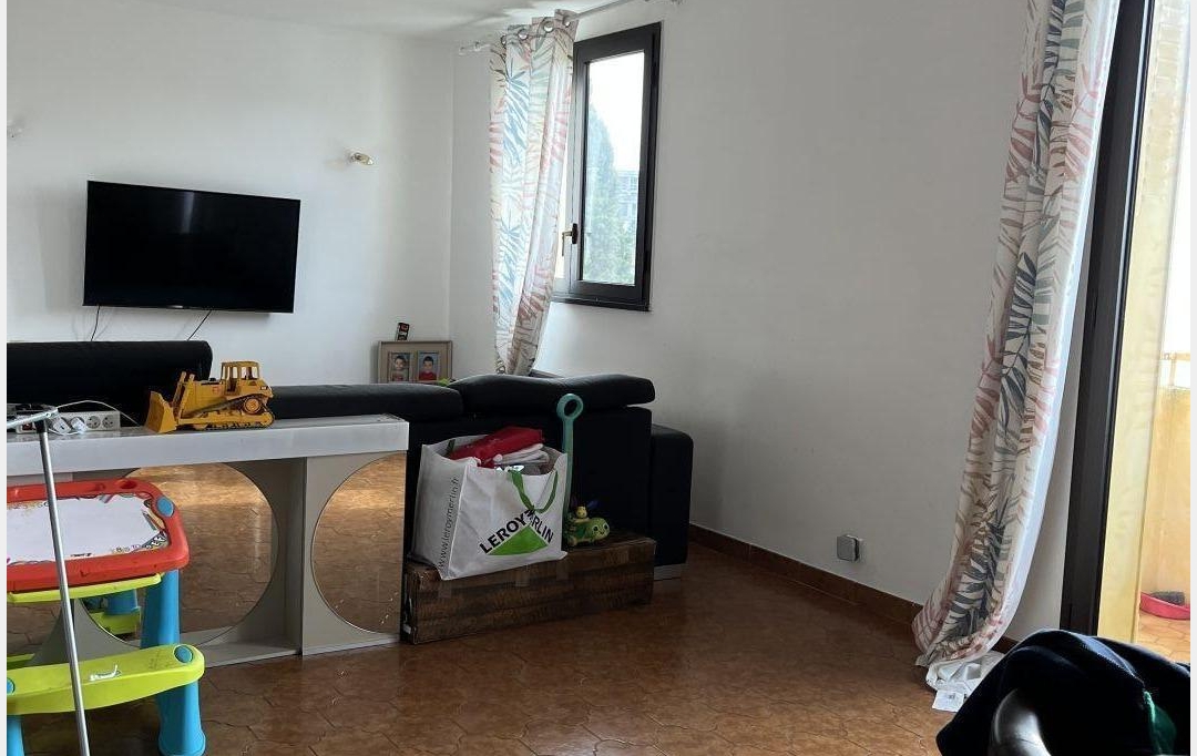 IMMOBILIERE ARTHUR : Appartement | LES PENNES-MIRABEAU (13170) | 67 m2 | 945 € 