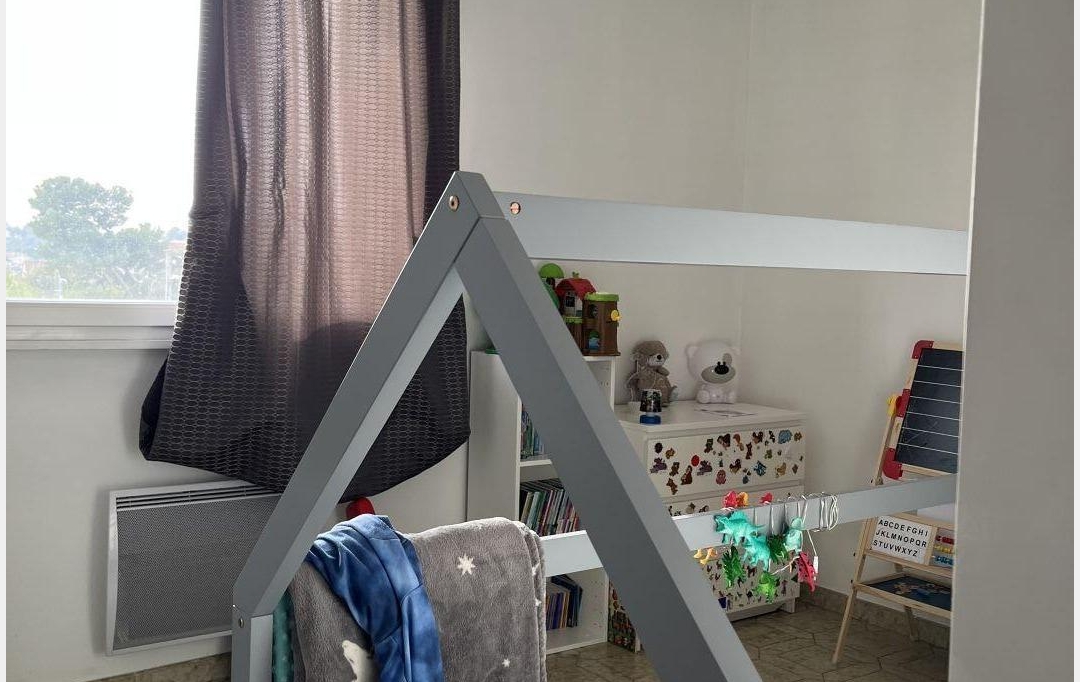 IMMOBILIERE ARTHUR : Appartement | LES PENNES-MIRABEAU (13170) | 67 m2 | 945 € 