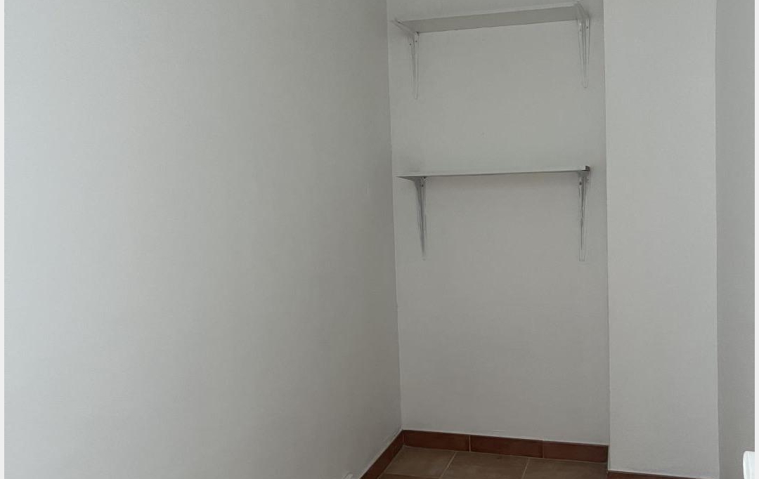 IMMOBILIERE ARTHUR : Appartement | MARSEILLE (13012) | 66 m2 | 950 € 