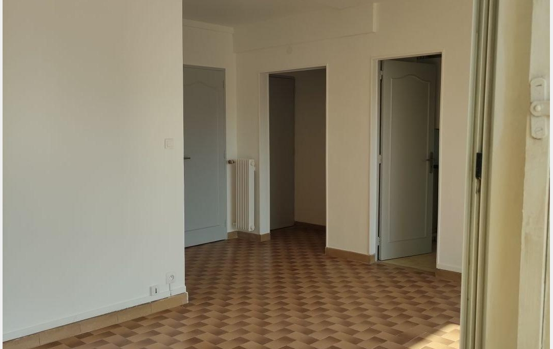 IMMOBILIERE ARTHUR : Appartement | MARSEILLE (13013) | 68 m2 | 930 € 