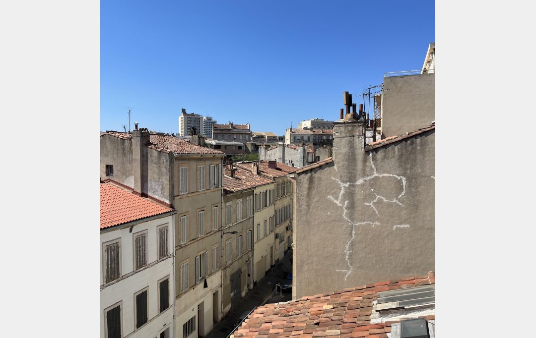 IMMOBILIERE ARTHUR : Appartement | MARSEILLE (13005) | 33 m2 | 560 &euro; 