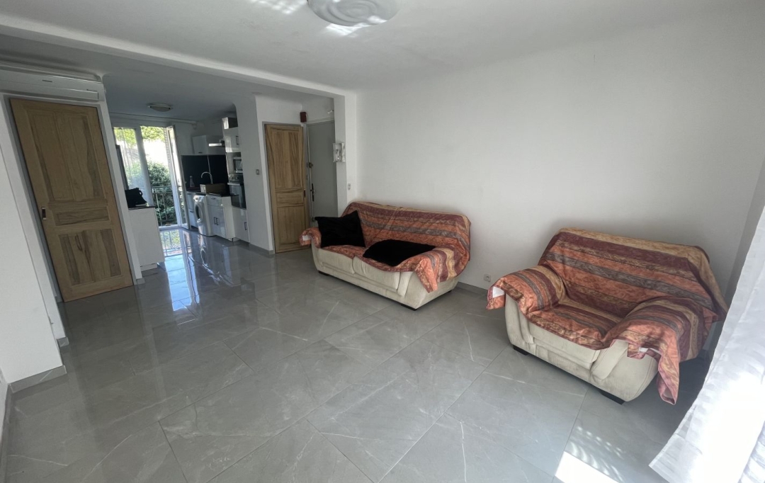 IMMOBILIERE ARTHUR : Appartement | MARSEILLE (13004) | 44 m2 | 850 € 