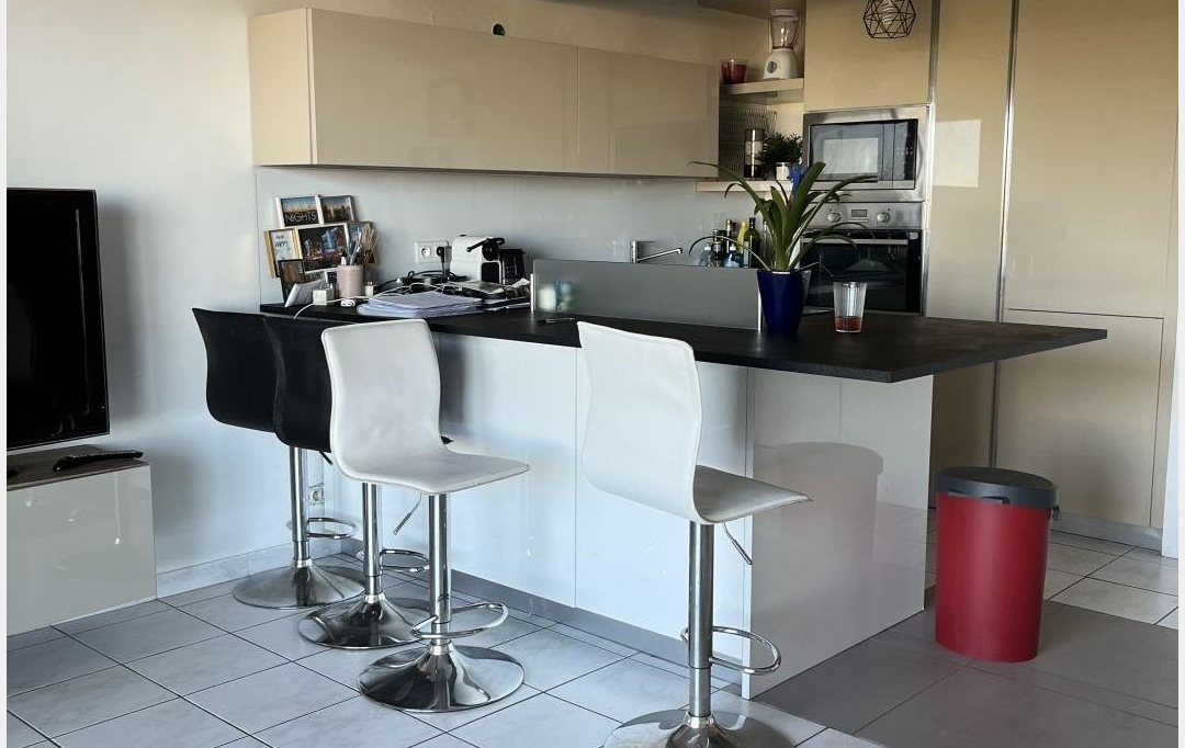 AGENCE N'DANIK : Appartement | MARSEILLE (13012) | 48 m2 | 880 &euro; 