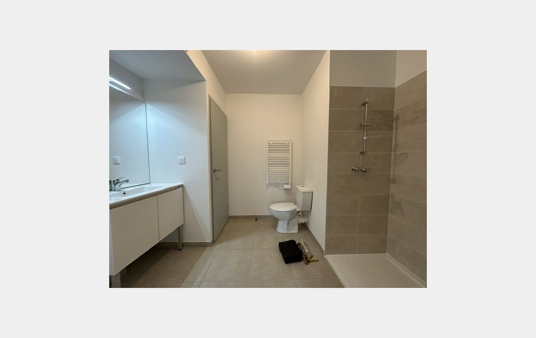IMMOBILIERE ARTHUR : Appartement | MARSEILLE (13004) | 35 m2 | 700 € 