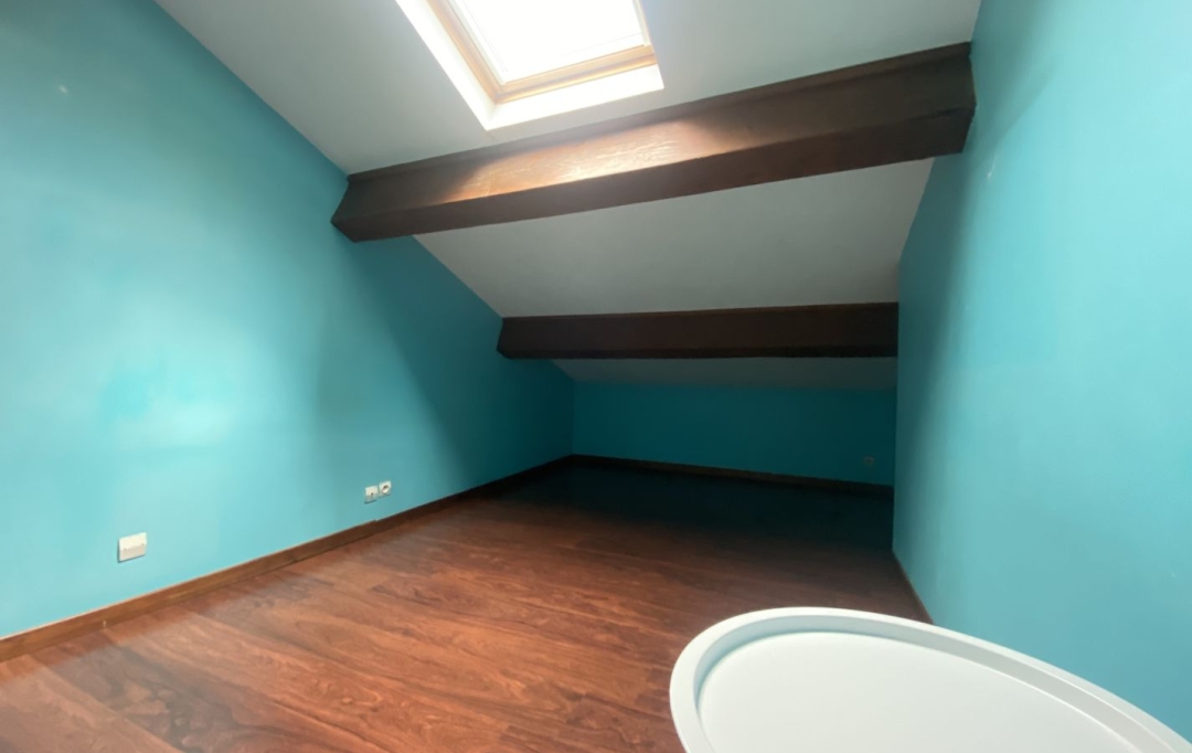 IMMOBILIERE ARTHUR : Appartement | MARSEILLE (13004) | 29 m2 | 650 € 
