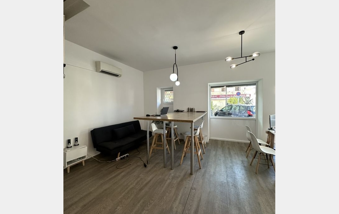 IMMOBILIERE ARTHUR : Local / Bureau | MARSEILLE (13013) | 102 m2 | 1 165 € 