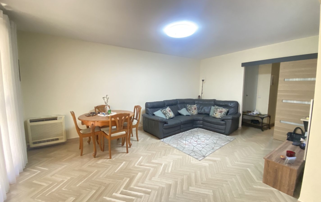 IMMOBILIERE ARTHUR : Apartment | MARSEILLE (13013) | 77 m2 | 950 € 