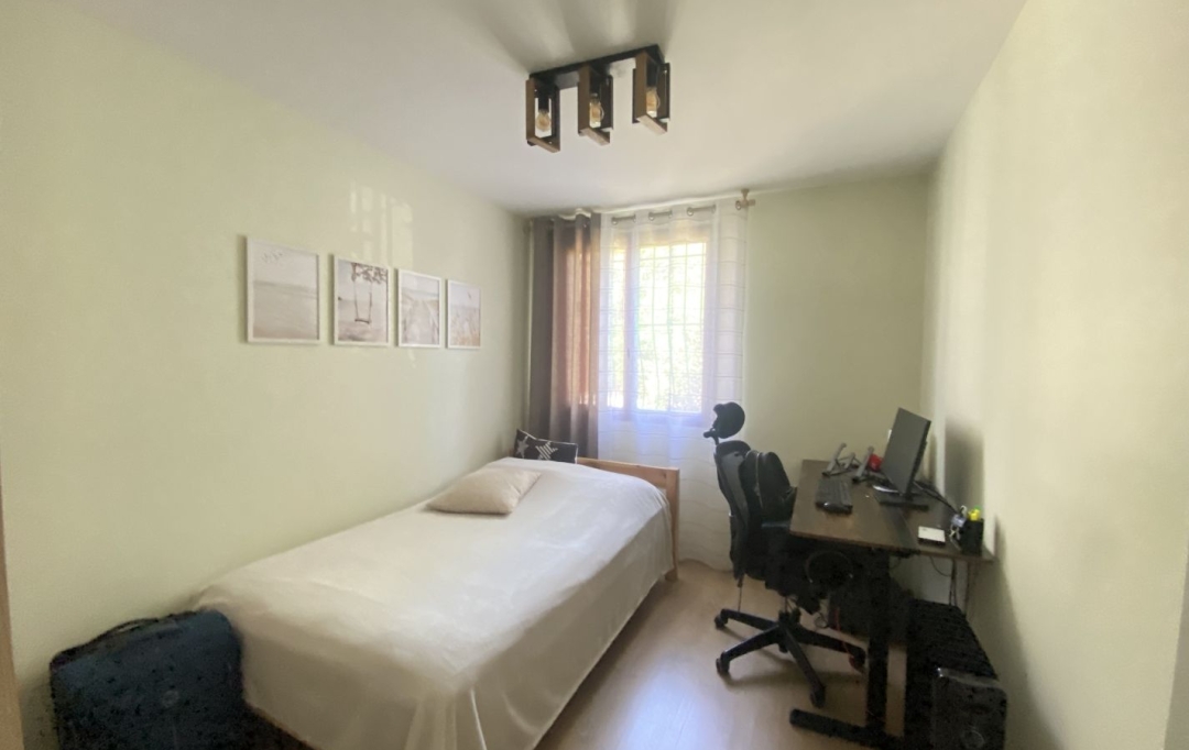 IMMOBILIERE ARTHUR : Apartment | MARSEILLE (13013) | 77 m2 | 950 € 